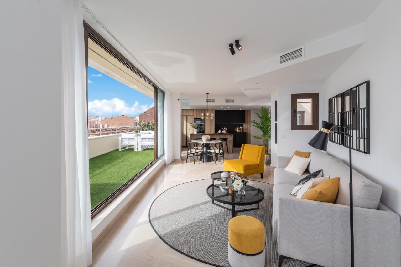 Exclusive Penthouse & Terrace By Ele Apartments Malaga Luaran gambar